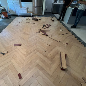 Herringbone laminate job