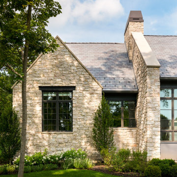 A Reserved and Modern Interpretation of English Cottage