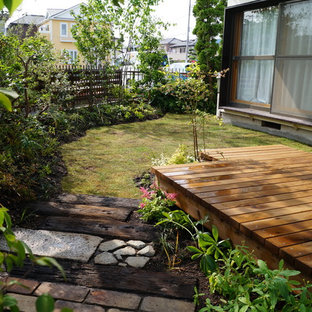 他の地域のモダンスタイルのおしゃれな家の外観の写真