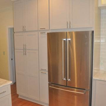 Kitchen Remodel Done in Maple With Quartzite Countertop
