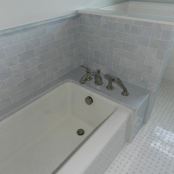 Spinnaker Phase II Kids Bathroom