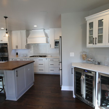 Prairie Village LR/Kitchen Remodel