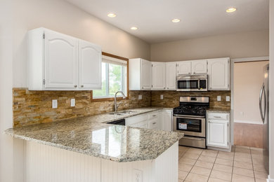 Kitchen - kitchen idea in Columbus