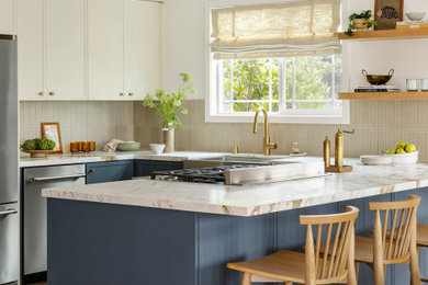 Kitchen - coastal kitchen idea in Los Angeles