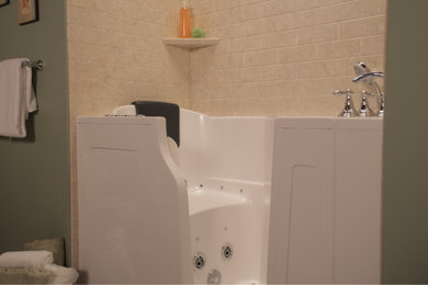 Alcove bathtub - large traditional master beige tile and subway tile alcove bathtub idea in Austin