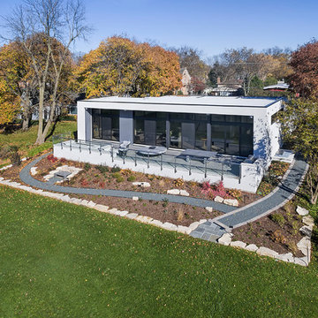 Contemporary Ranch with Golf Course Views