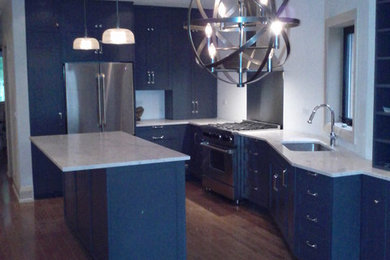 Inspiration for a modern kitchen remodel in Toronto