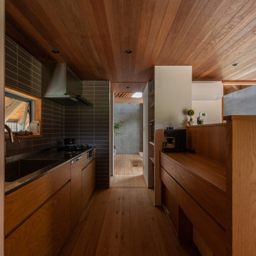三角屋根の棲家