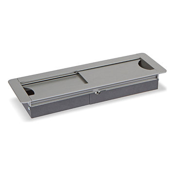 MAX9 - Grommet w/Sliding Door