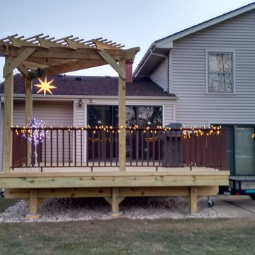 Wood Deck and Pergola Combination in Libertyville, IL
