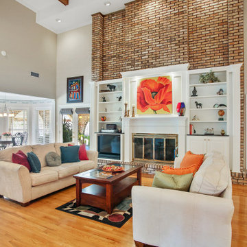 Home for sale with oversize lot by the levee @ 3812 Edenborn Ave, Metairie, LA