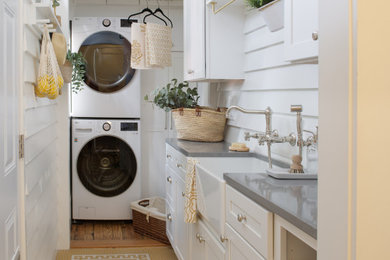 Laundry room - transitional laundry room idea in Atlanta