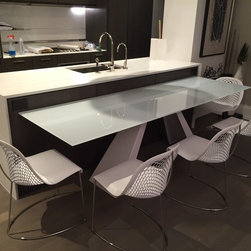 1/2'' Tempered Glass Table - Products