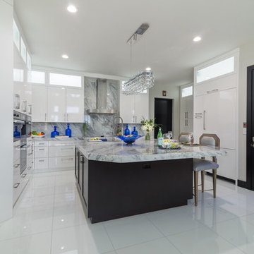 Contemporary Kitchen Remodel