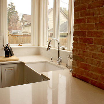 Elegant Farmhouse Kitchen