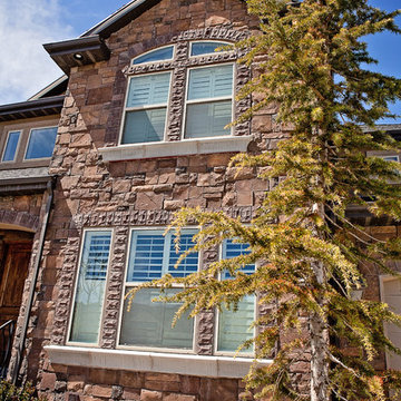 Harristone Saddle Back Ledgestone