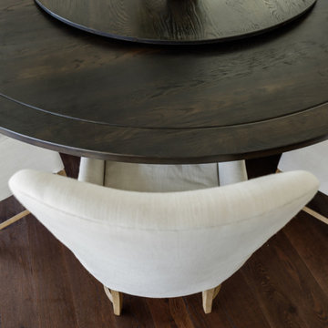 DANO'S ROUND PEDESTAL DINING TABLE