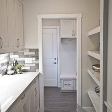 JULIE Kitchen backsplash