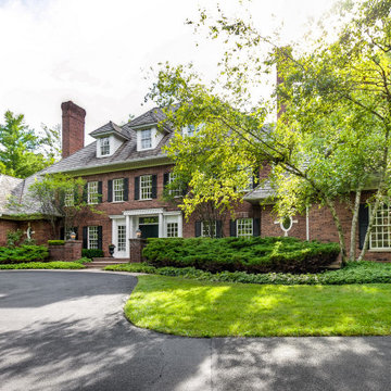 Stately Lake Forest Georgian Home