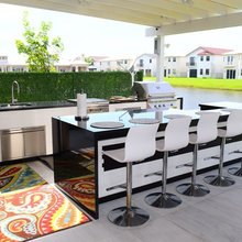 Outside bar