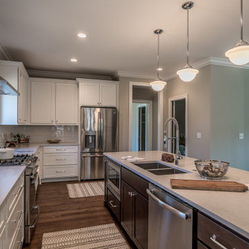 Beautiful Reversed Build in Glendale, MO