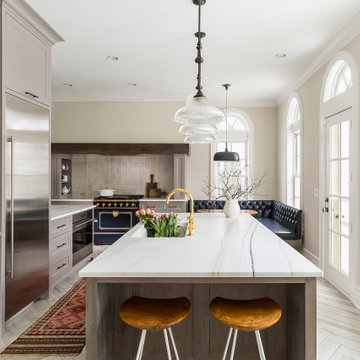 Lake of the Isles Kitchen/Breakfast