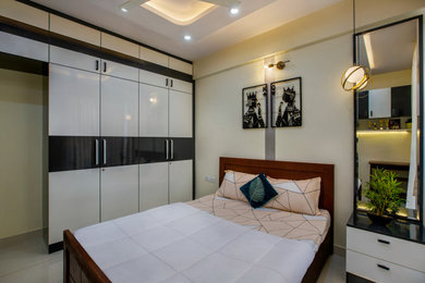 バンガロールにあるモダンスタイルのおしゃれな寝室のレイアウト