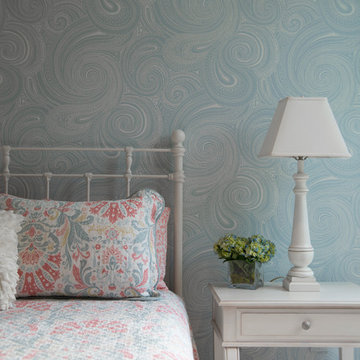 Girl's Bedroom