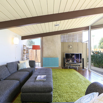 Fairmeadow Eichler in Orange, Ca with Expanded Master