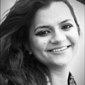 Poorva Bhandaris foto