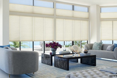 Trendy living room photo in San Francisco