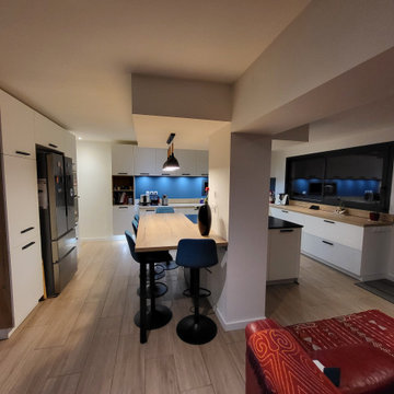 Modèle de cuisine équipée sur mesure conçue et installée à Colomiers.