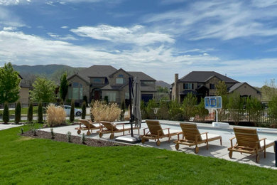 Design ideas for a contemporary landscaping in Salt Lake City.