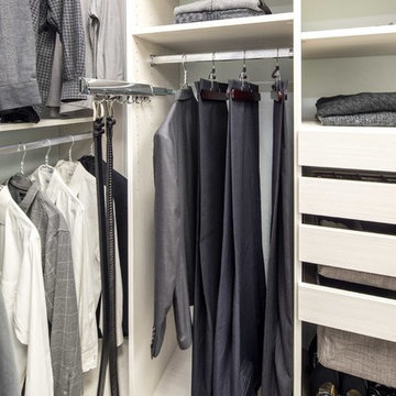 Bianco Walk-In Closet Display - Campbell Showroom