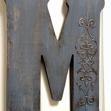 Furniture / Decorative items ~