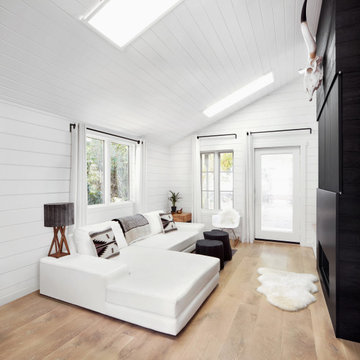 Timeless Shiplap - Farmhouse White