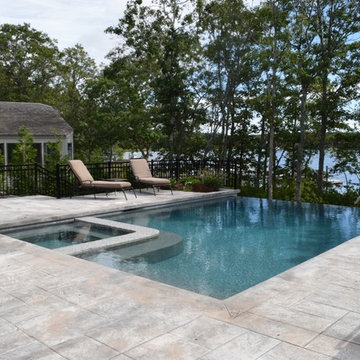 Vanishing Edge - New Seabury