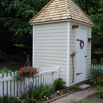 Williamsburg/English Garden for a Brand New Home