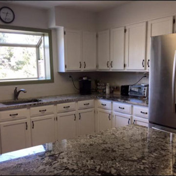 Custom Kitchen Cabinets