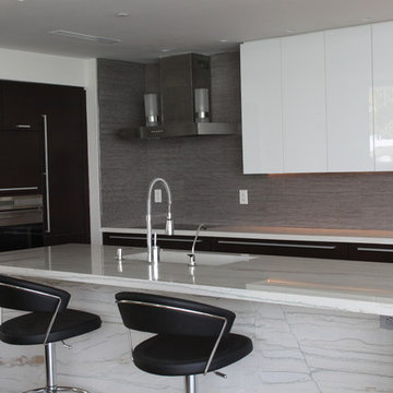 Contemporary Kitchen Update In An Espresso Stain