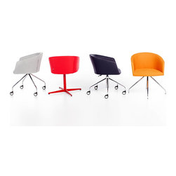 Barclay 4-Star Swivel Armchair by B&T - Dining Chairs