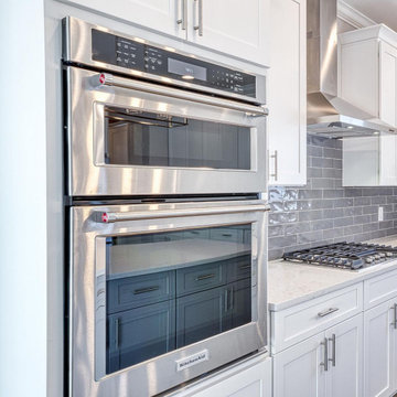 Fabuwood Galaxy Frost Kitchen | Pinnacle Real Estate