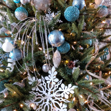 Holiday Decorating Services