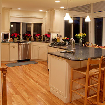 Christian Hill Kitchen, Amherst