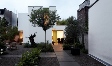 Houzzbesuch: Ein Neubau auf einem Hinterhof – mit viel Tageslicht
