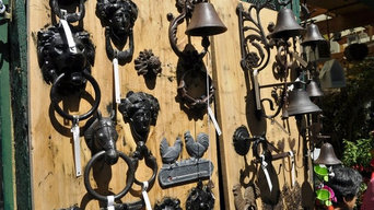 Accessory shopping in Paris