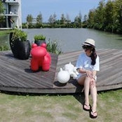 Ora Lin's photo