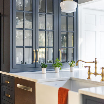 Navy Kitchen Cabinets Avon, Connecticut