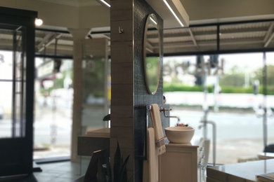 Design ideas for a traditional bathroom in Sydney.