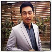 Manow Surasak's photo